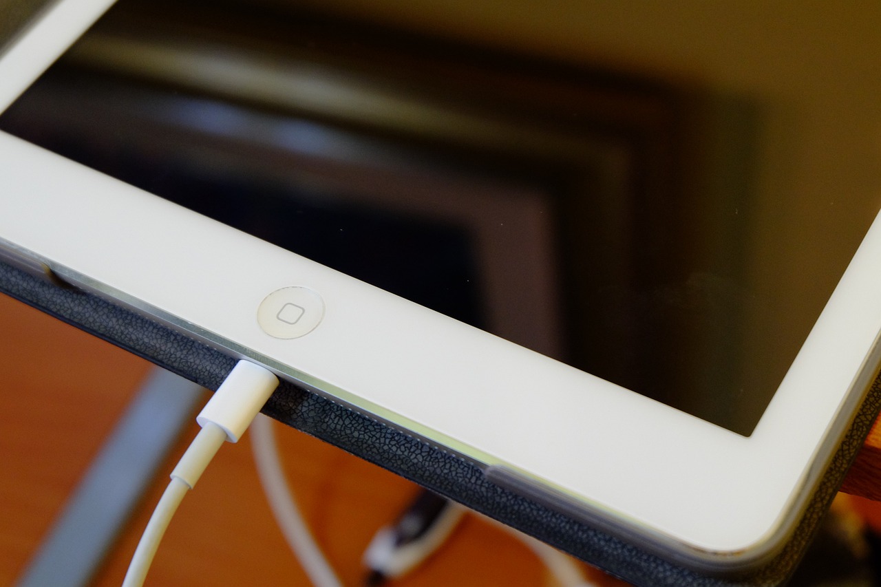 2024新澳免費資料三頭,精細解答解釋落實_iPad88.373