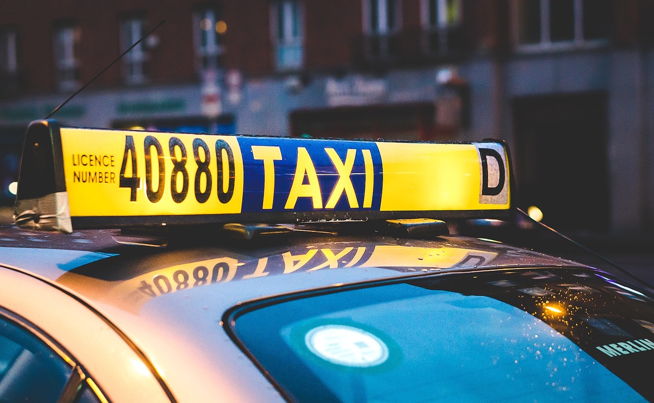 廣州救護車出租價格的全面解讀與深度探討