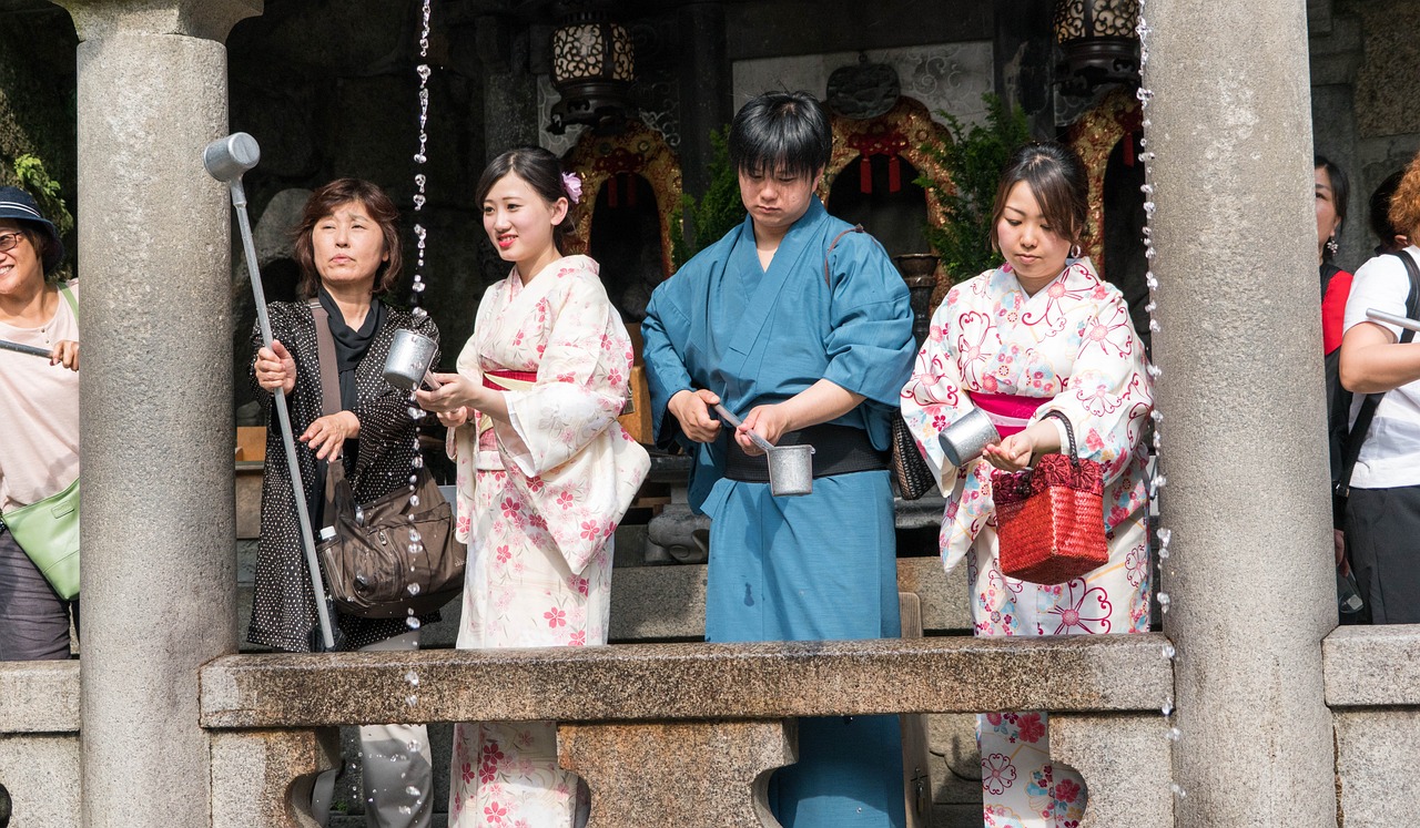 日本和服動漫，傳統與現代的交融之美風采展示